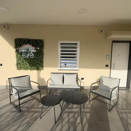 Veseri Home-2