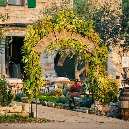 Casa Romantica La Parenzana-2