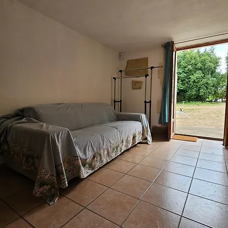 Château de la Court d'Aron-2