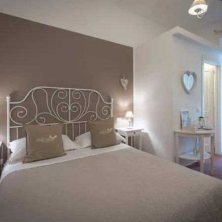 Podere San Filippo B&B-Apartment-Pet Friendly-Bike Friendly-3