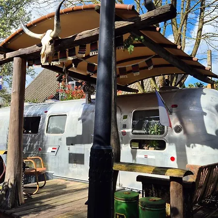 Airstreamnb-3