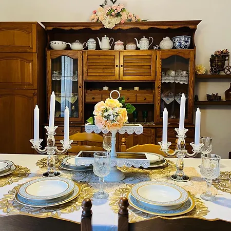 B&B Victorian House-2