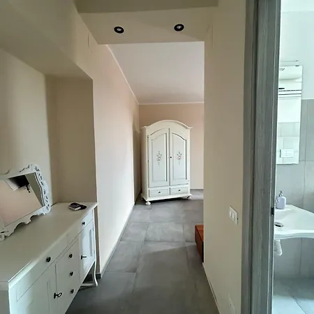 B&B Sophia-3