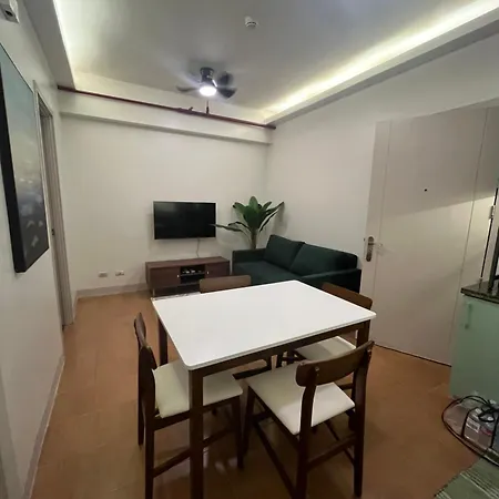 Pioneer Woodlands-2