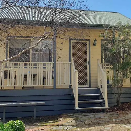 Avoca Cottages Victoria-2