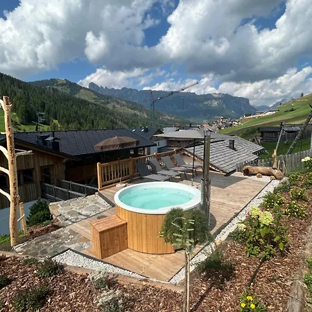 Plang Farmhouse-3