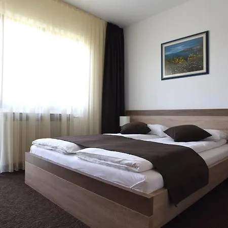 Terminal Rooms Zagreb Airport-3