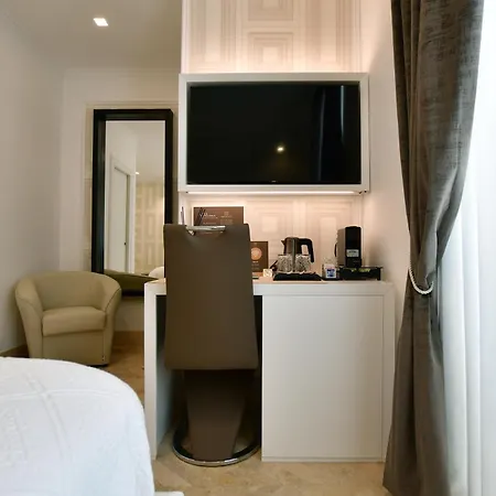 Domus De Cinti Boutique Rooms-2