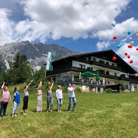 Kraftplatz am Dachstein - Herold - für Ruhesuchende und sportlich Aktive-2
