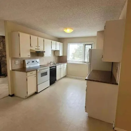 Macewan Cottage-2