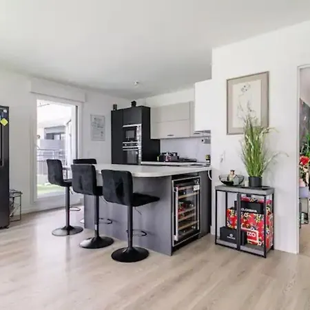 Résidence Abraham-Guest Room 1 LaDéfense U-Arena #Terasse #Fibre #View-2