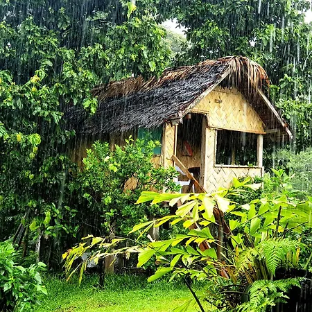 Island Paradise Bungalows-2