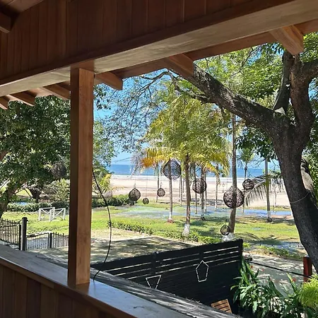 Casa Aura Beachfront B&B-2