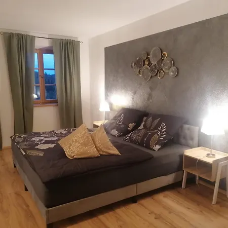 Voeltl-Hof-2