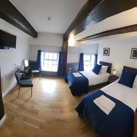 Crews Bed And Breakfast-3