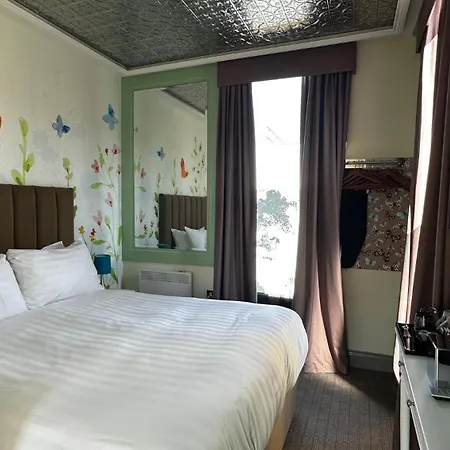 The Duchess Belle Hotel-3