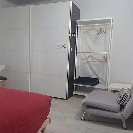 Stanza Fermata Villa Costanza-3