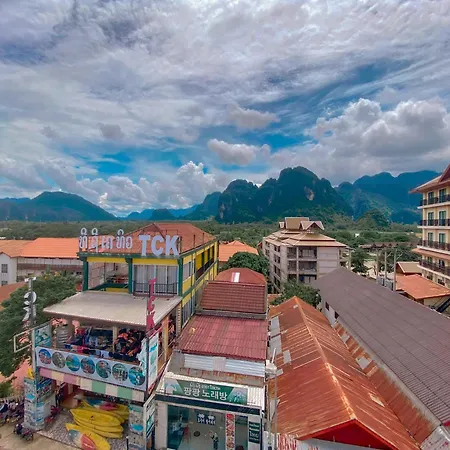 Vang Vieng Golden Dragon House-2