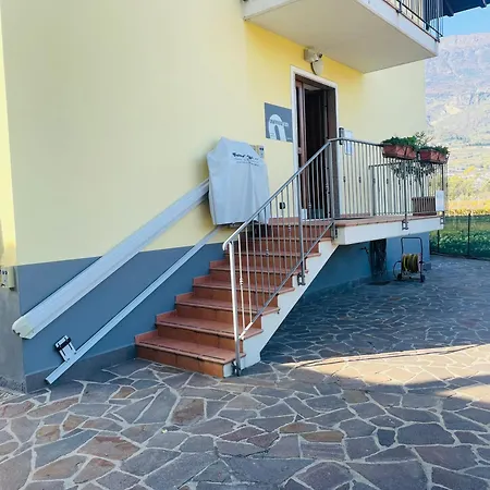 Countryhouse Verso-2