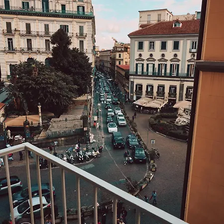Vista Piazza Dei Martiri-3