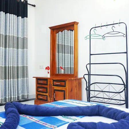 Lily'S Garden Resort-2