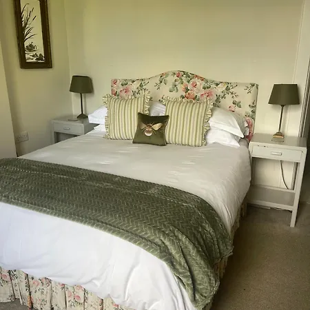 Warwick Hall-2