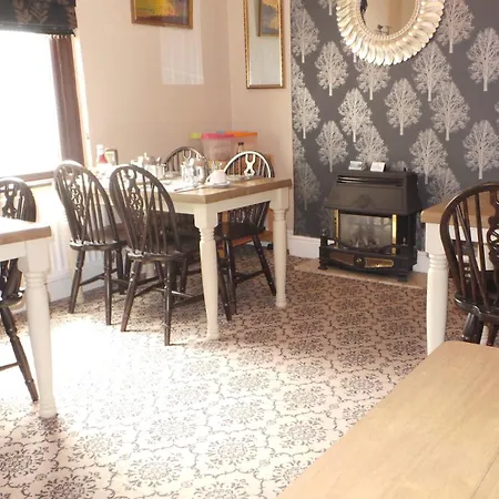 Tynedale Guest House-3