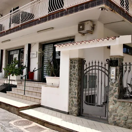 Regina Margherita B&B-2