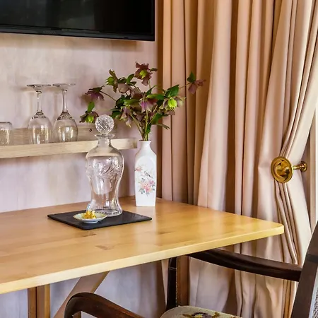 Olive Rabbit - Boutique Bed & Breakfast-3