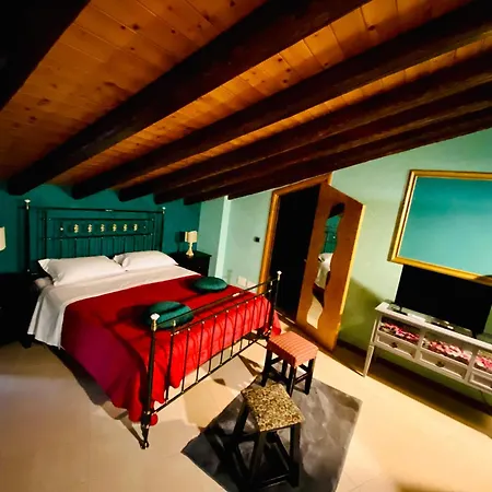 Bianca di Navarra House-2