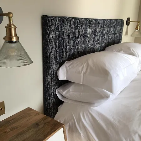 Kirkton Bay House Bed And Breakfast-2