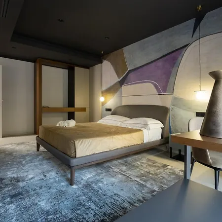 Villa Della Lupa Luxury Rooms-2