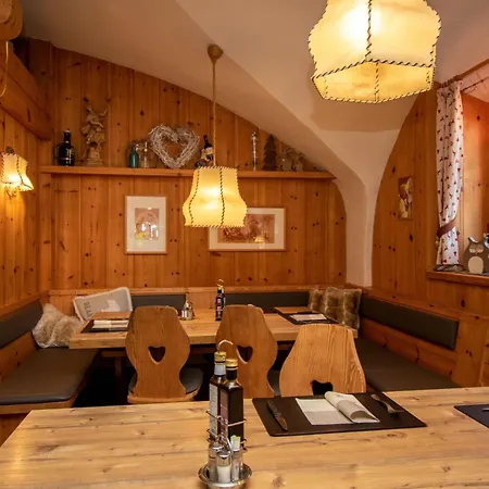 Bar-Restaurant-Pizzeria Antermont B&B-3