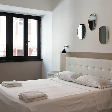 B&B Boutique Four Rooms Bari-3
