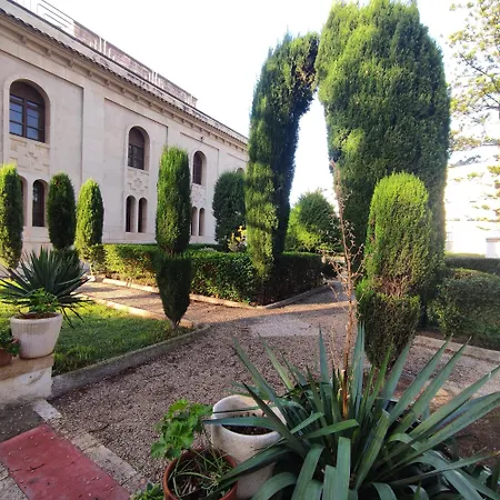 Albergue Rosa Molas-2