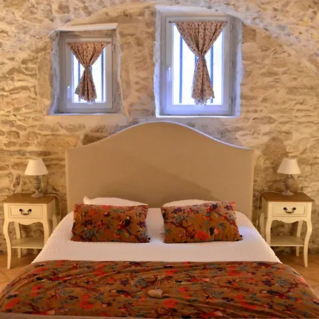 Locus Amoenus-2