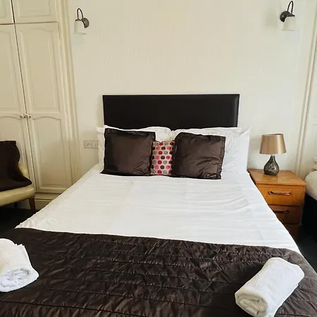 The Roadhouse Hotel-3