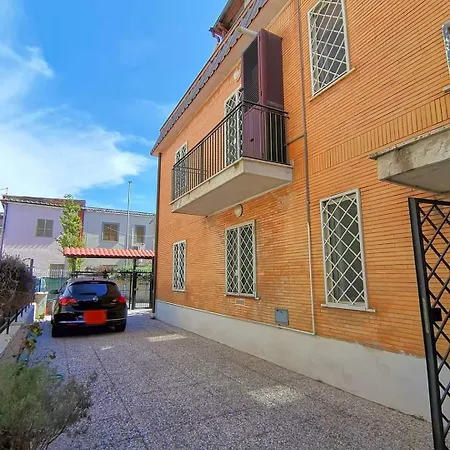 Monti di San Paolo Guesthouse with free private parking-2