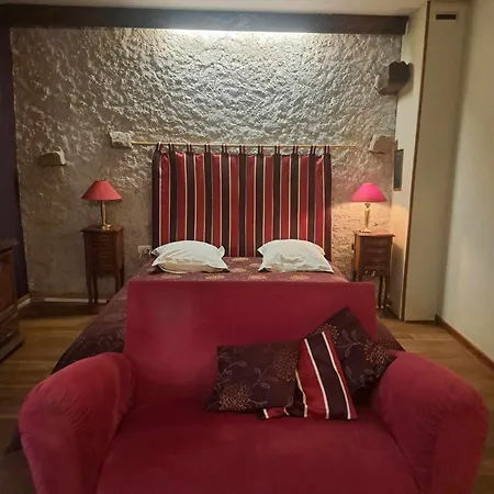 Chambres d'Hotes Les Hirondelles-3