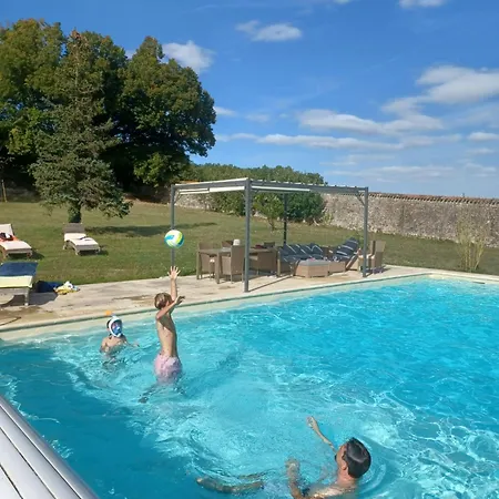 Chateau De Brie-3