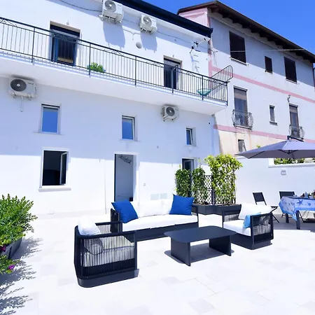 Blue View Luxury Rooms-2