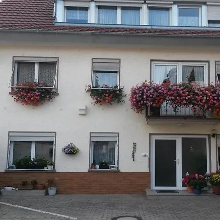 Pension Arnold Neuenburg-3