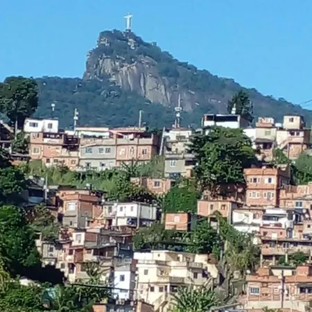 Rio Favela-3