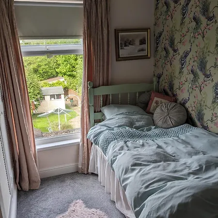 6 Trinity Grove Ella Street Hu5 3Bb-2