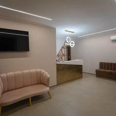 B&B Suites&Rooms piazza dei martiri-3