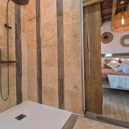 LE RELAIS DES CALECHES - La Balinaise-2