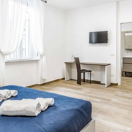 La Perla Rooms-3