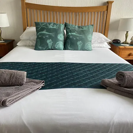 Seascape Guest House-3