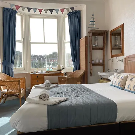 Seascape Guest House-2