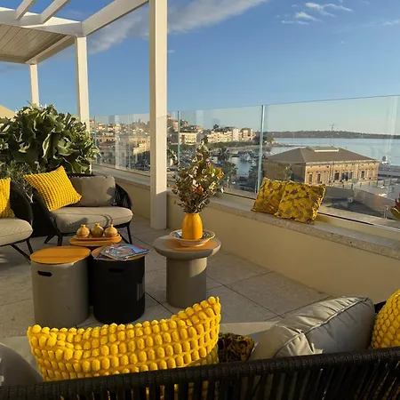 La Terrazza Sul Porto-3